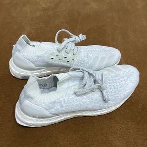 White Adidas Ultra Boost